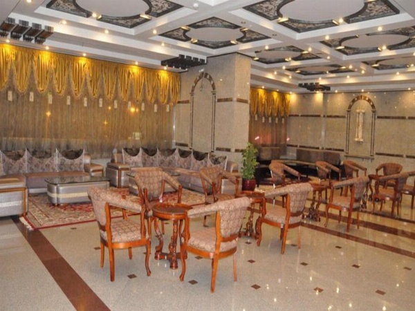 Refaaf Al Azizia Hotel Main image